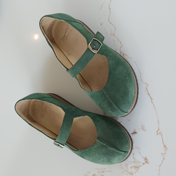 Dansko Mika Green Pine Burnished Suede Mary Jane Shoes Size 38 - Picture 2 of 11